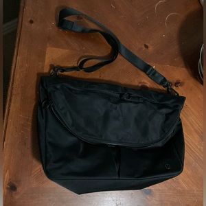 Lululemon festival bag large